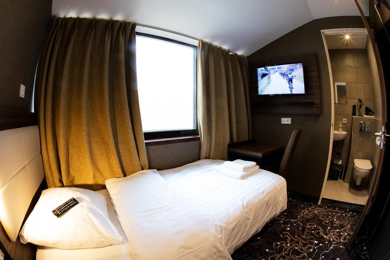 Amsterdam Lake Hotel Badhoevedorp Eksteriør billede